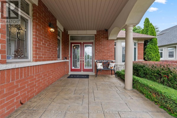 17 Mcnutt Street, Brampton, ON, photo 2