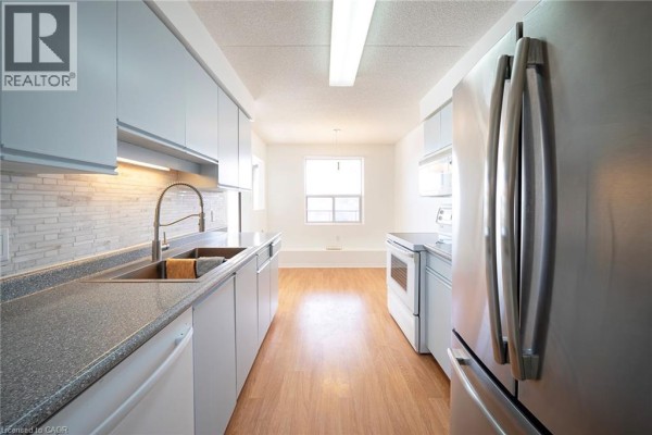 3pc Bathroom - 17 Mill Pond Court Unit# 301, Simcoe, ON N3Y5H9 Photo 5