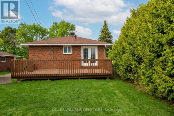 17 Nightingale Drive, North Bay, ON P1A2R1 Photo 5