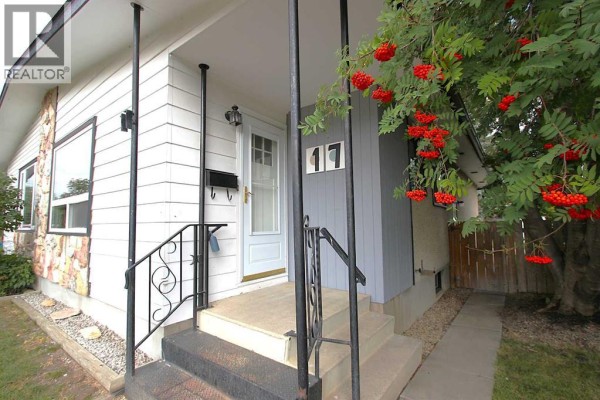 17 Overdown Drive, Red Deer, AB, photo 3