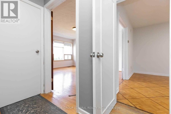 17 Pamille Place, Toronto, ON, photo 3