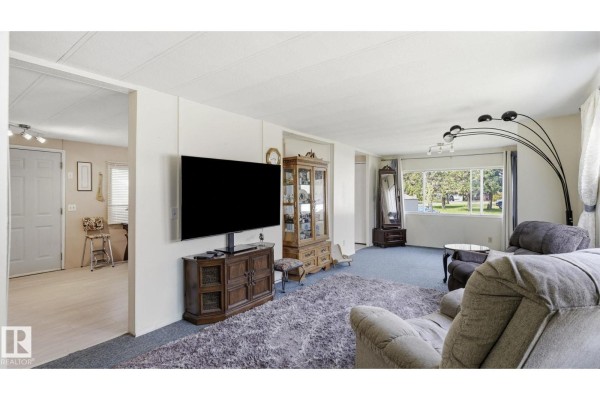 17 Park Ridge Cr Nw, Edmonton, AB, photo 2