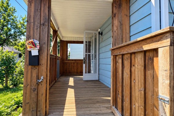 Laundry room - 17 Patricia Avenue, Welland, ON L3C1E7 Photo 2