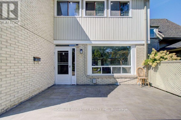 Kitchen - 17 Rooksnest Trail, Toronto, ON M1S3W1 Photo 4