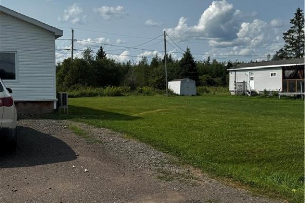 4pc Ensuite bath - 17 Russell Drive, Salisbury, NB E4J2C7 Photo 3
