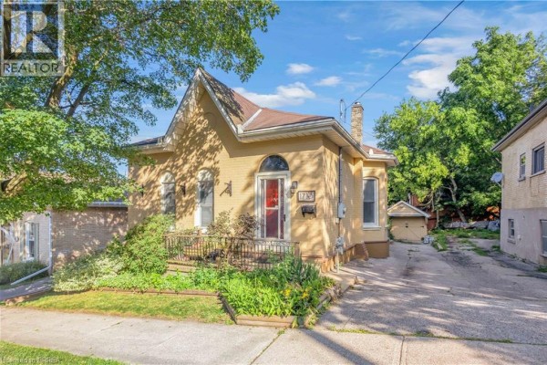 Recreation room - 17 Scarfe Avenue, Brantford, ON N3T3P6 Photo 3