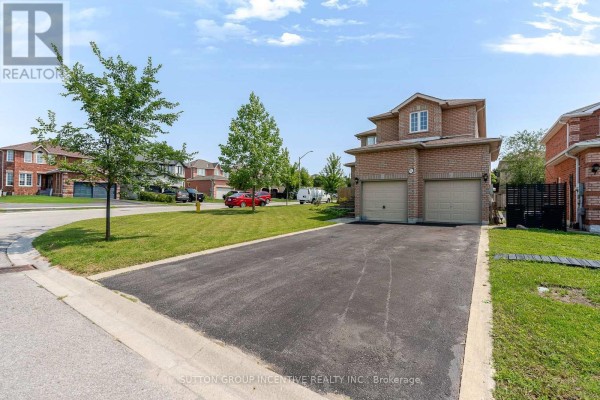17 Shaina Court, Barrie, ON, photo 3