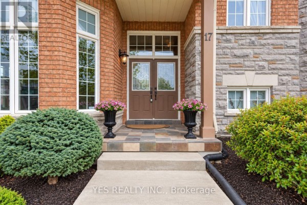 17 Snowcap Road, Brampton, ON, photo 3