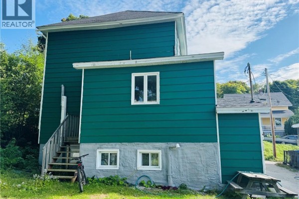 17 Stanley Street, Campbellton, NB, photo 3