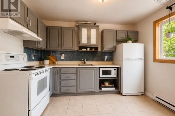 Kitchen - 17 Sugar Maple Drive, Timberlea, NS B3T1G3 Photo 3