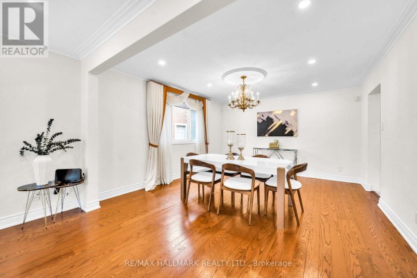 Dining room - 17 Twin Circle Court, Toronto, ON M2R3L3 Photo 5