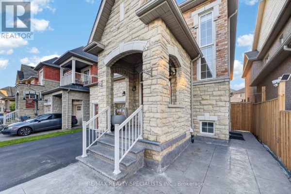 17 Tysonville Circle, Brampton, ON, photo 3