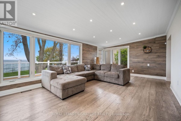Great room - 17 Wendakee Drive, Hamilton, ON L8E5T3 Photo 3