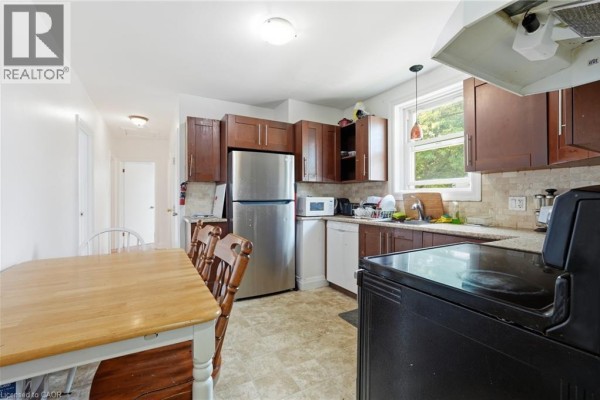 17 West 3rd Street, Hamilton, ON, photo 3