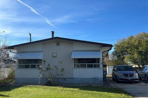 17 Westmount Bay, Winnipeg