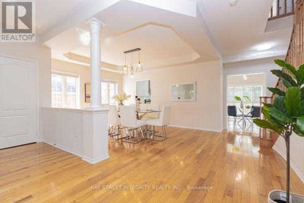 Dining room - 17 Weston Crescent, Ajax, ON L1T0C7 Photo 3