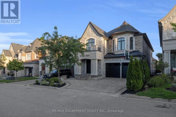 Laundry room - 17 Yates Avenue, Vaughan, ON L6A4X3 Photo 3