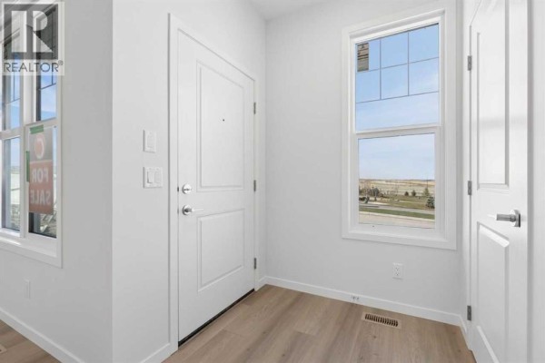 3pc Bathroom - 170 Aquila Grove Nw, Calgary, AB T3R2N5 Photo 4