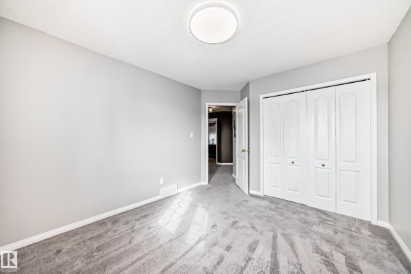 Kitchen - 170 Blackburn Dr Sw, Edmonton, AB T6W1B6 Photo 3