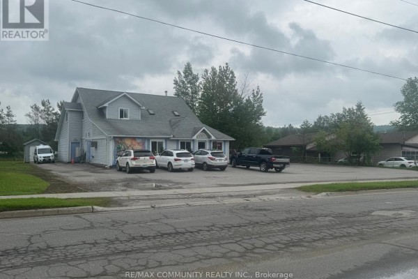 170 Bobcaygeon Road, Minden Hills, ON K0M2K0 Photo 4
