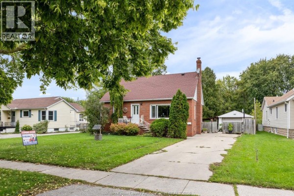 4pc Bathroom - 170 Fort, Amherstburg, ON N9V1B8 Photo 2