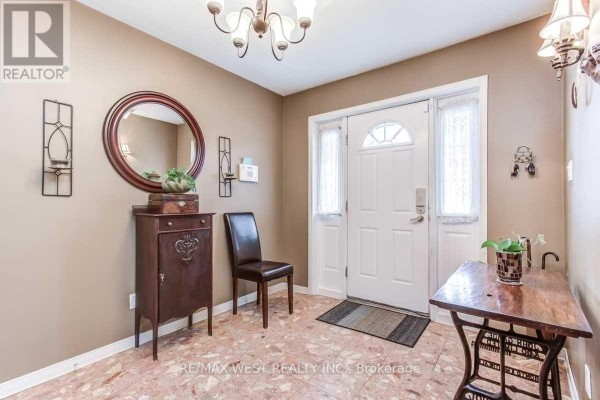 170 Newton Drive, Toronto, ON, photo 3