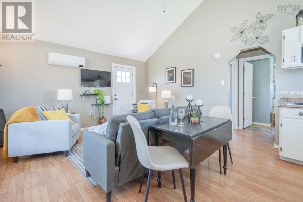3pc Bathroom - 170 Oak Street, Pictou, NS B0N1C0 Photo 5