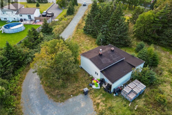 Porch - 170 Paradise Road, Paradise, NL A1L2X9 Photo 2