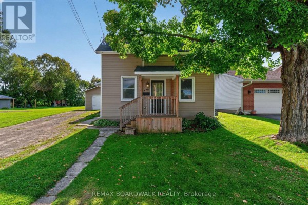 Bathroom - 170 Poole Street, Mcnab/braeside, ON K7S1J2 Photo 2