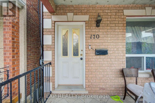 Bedroom 2 - 170 Wallace Avenue, Toronto, ON M6H1V2 Photo 2