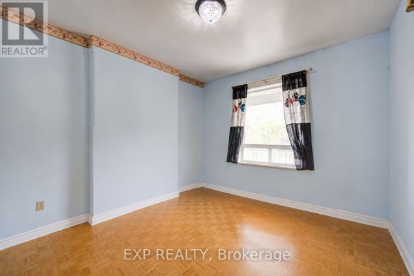 Foyer - 170 Wallace Avenue, Toronto, ON M6H1V2 Photo 5
