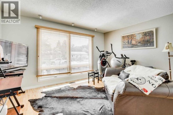 Dining room - 170 Wolverine Drive, Fort Mcmurray, AB T9H4L7 Photo 4