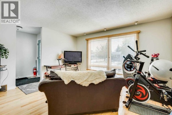 Kitchen - 170 Wolverine Drive, Fort Mcmurray, AB T9H4L7 Photo 5