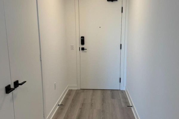 1701 - 1185 Dupont Street, Toronto, ON M6H0G5 Photo 2