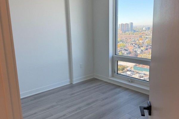 1701 - 1185 Dupont Street, Toronto, ON M6H0G5 Photo 5