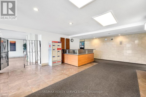 Primary Bedroom - 1701 - 180 Markham Road, Toronto, ON M1M2Z9 Photo 4
