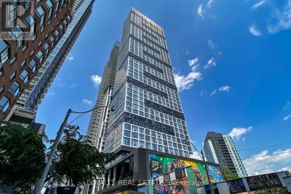 1701 - 181 Dundas Street E, Toronto, ON M5A0N5 Photo 4