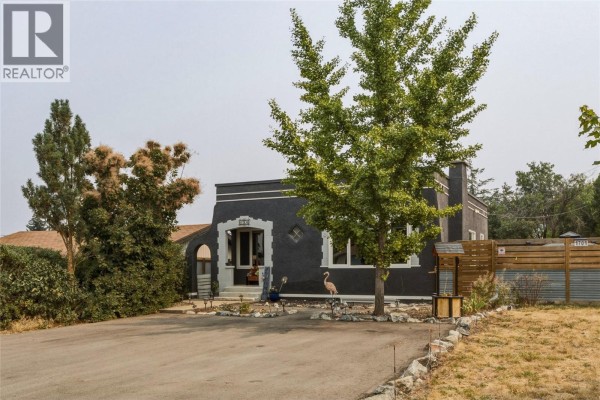 4pc Bathroom - 1701 34 Street, Vernon, BC V1T5V7 Photo 2