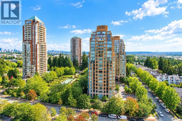1701 6823 Station Hill Drive, Burnaby, BC V3N0A9 Photo 2