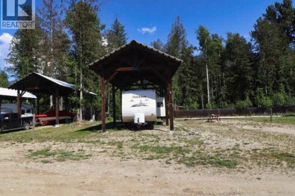 1701 Ireland Road Unit# 10, North Shuswap, BC V0E1M9 Photo 4