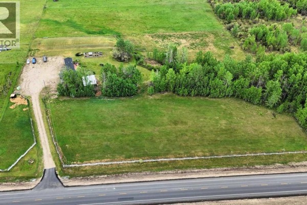 Primary Bedroom - 17010 Township Road 542, Rural Yellowhead County, AB T7E3V4 Photo 5