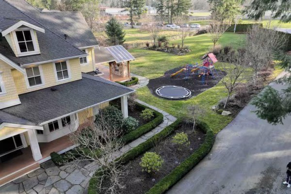 17011 26 Ave Avenue, Surrey, BC V3Z0A4 Photo 2