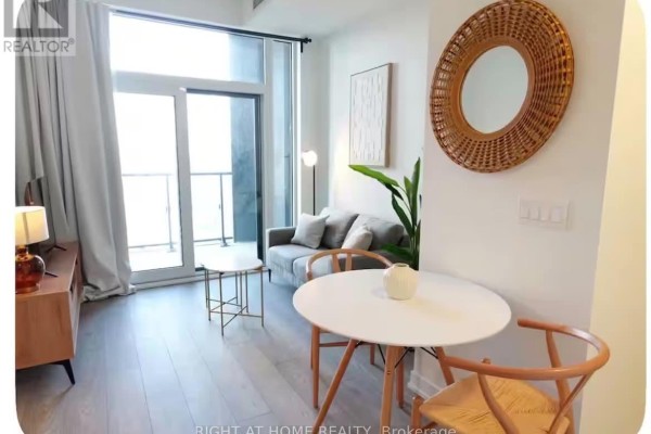 1702 - 1007 The Queensway, Toronto, ON M8Z6C7 Photo 3