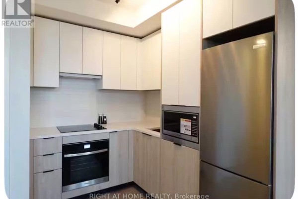 1702 - 1007 The Queensway, Toronto, ON M8Z6C7 Photo 5