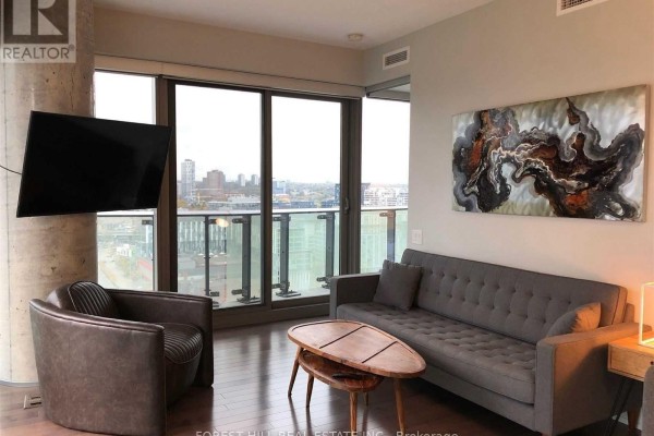 Kitchen - 1702 - 390 Cherry Street, Toronto, ON M5A3L1 Photo 3