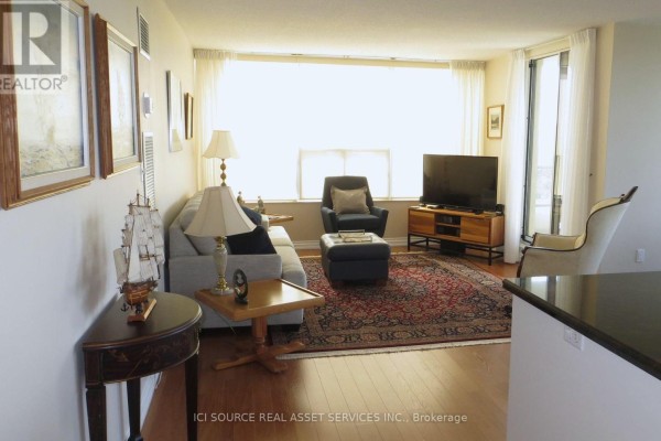 Bedroom - 1702 - 50 Quebec Avenue, Toronto, ON M6P4B4 Photo 4