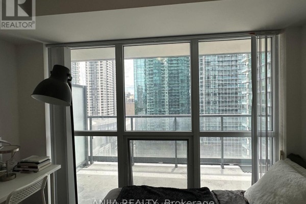1702 - 5168 Yonge Street, Toronto, ON M2N0G1 Photo 4