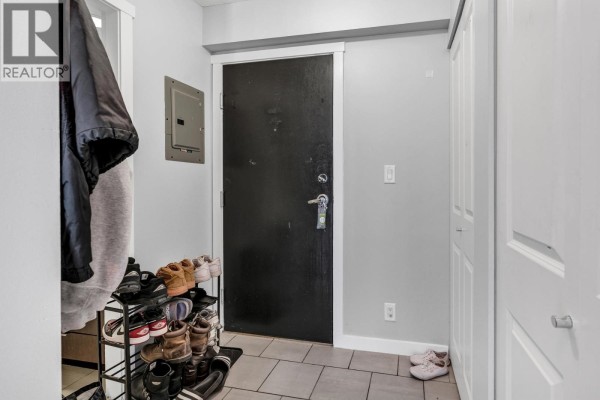1702 1001 Richards Street, Vancouver, BC, photo 3
