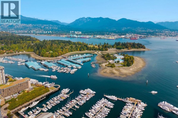 1702 1238 Melville Street, Vancouver, BC V6E4N2 Photo 3