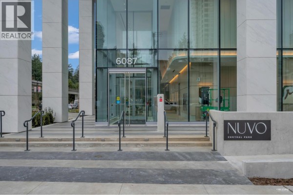 1702 6087 Wilson Avenue, Burnaby, BC V5H0M1 Photo 4